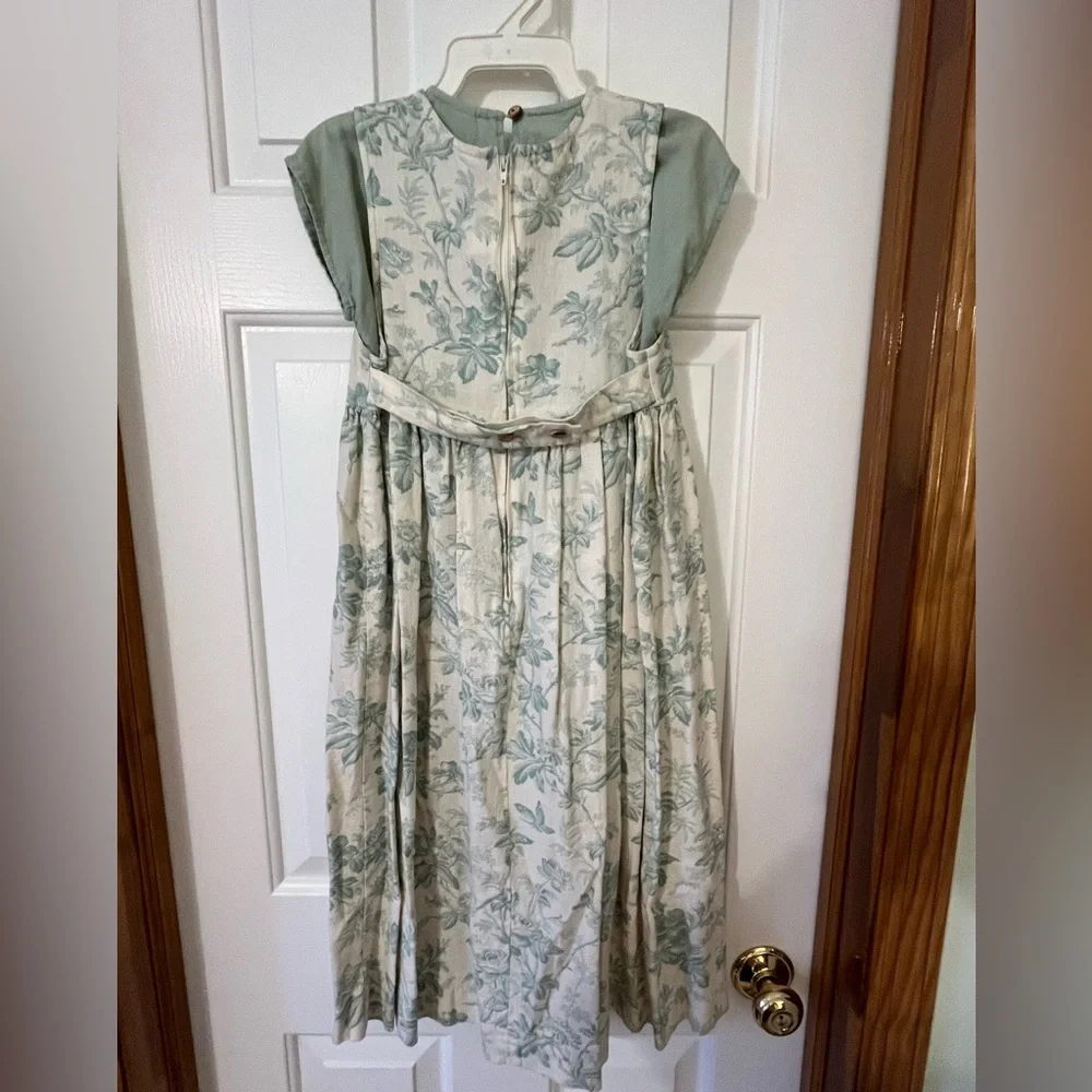 Therese Floral Green and Cream Linen Jumper& Top Girls size 8